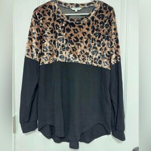 Amaryllis Leopard and Black Long Sleeve Top in excellent condition.